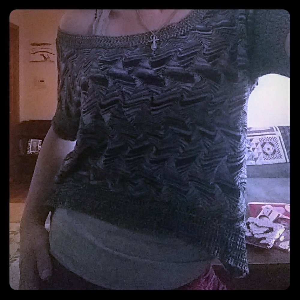 Crop top sweater